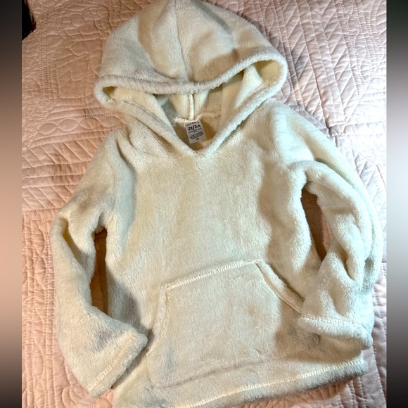 Carter's Other - Carter's Size 2T Soft, Fuzzy Jacket With Kangaroo Pockets In The Front, NWOT